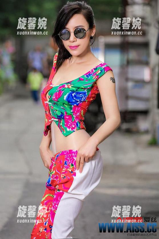 AISS爱丝(黄金版) - 若兮的高清旅行日记出发篇：资源囤积模式开启！