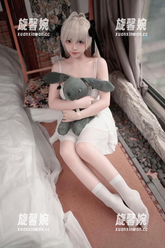 Bangni邦尼 更新今日的Bangni邦尼:她的双马尾可是电力十足哦,图片来自另一维度?