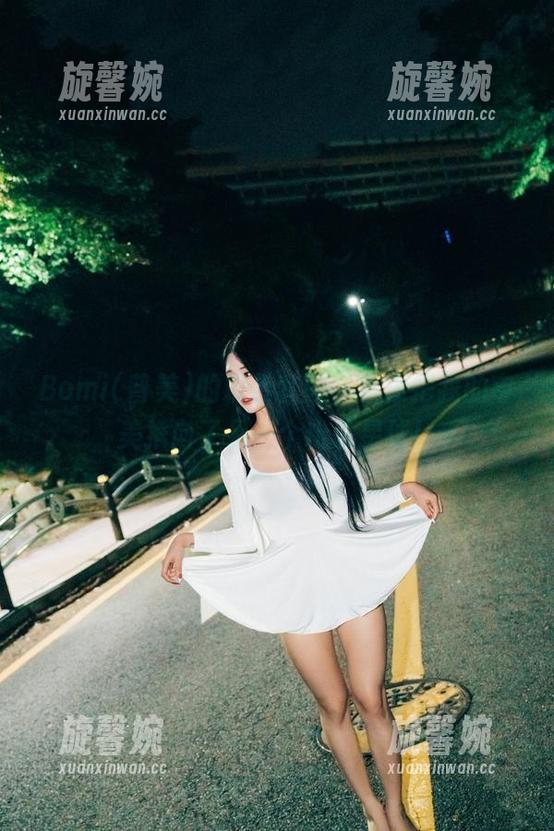 Bomi(普美)的粉色套图，直接把我的审美推向了另一个粉色星球！