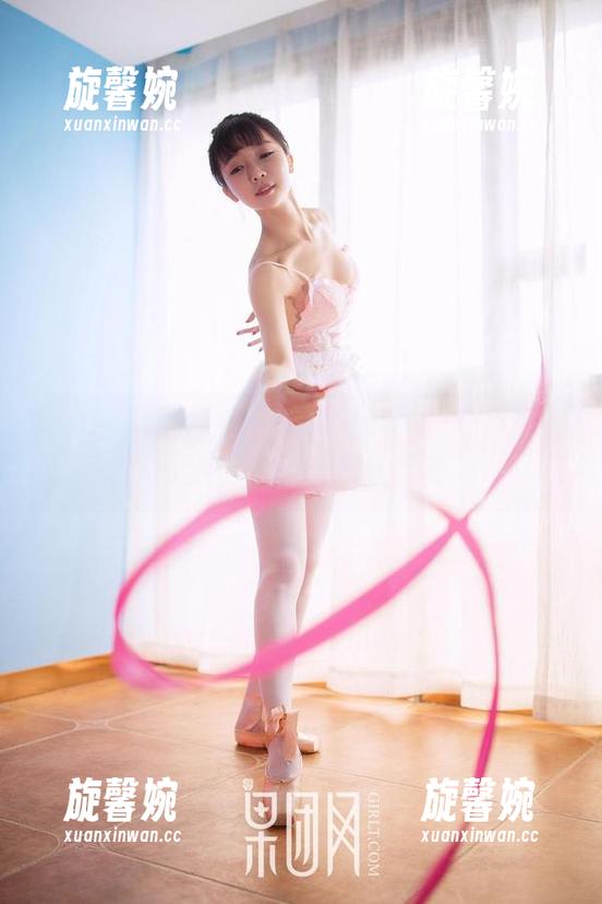 GIRLT果团网 - 你没见过的高清连体衣，何梦兮Stacy已然完美