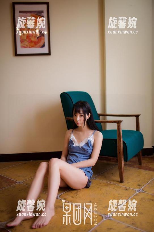 GIRLT果团网 - 看蜜桃Q妹儿的皮衣写真，我在图库里暗想，这衣服好像是为她定制的，超有气质！