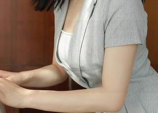 MFStar模范学院 – 朱可儿Flower带着她的女仆套图，充分展示了‘可爱’与‘任性’的平衡