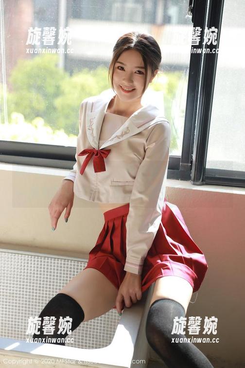 MFStar模范学院 - 韩静安的套装私拍，一张美图可能会引发多么复杂的情绪呢？