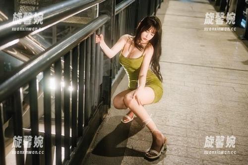 图库也需要开心运动，Tina很妖孽呀在这里教你：不要太认真，下载可别忘了！
