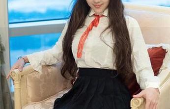 TuiGirl推女郎 – 世间少有,土豆姐的定制连衣裙,馋得我想捧在手里!