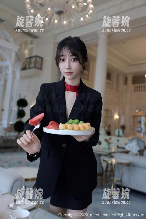 Xiuren秀人网 - 难以想象，Candy糖糖的这套礼服和资源，一种说不出的美感突然来了！