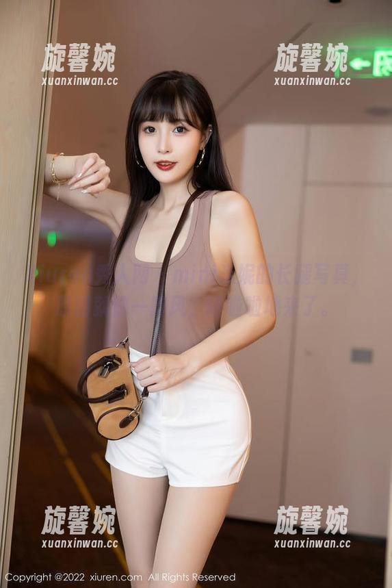 Xiuren秀人网-mini米妮 Xiuren秀人网 - mini米妮的长腿写真,原图就像一阵风,呼啦啦地来了。