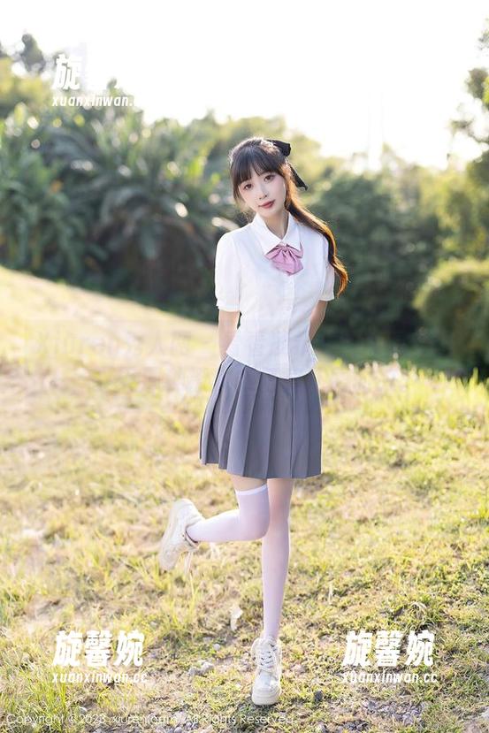 Xiuren秀人网-凌希儿 Xiuren秀人网 - 看看凌希儿的高清美图,夏天那种撩人的气息扑面而来。