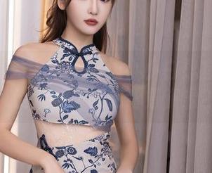 Xiuren秀人网 – 海边小小白思宜在线:谁说浪花不能做背景资源?