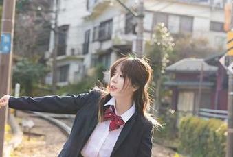 YouMi尤蜜荟 – 最近看了一组SOLO-尹菲的写真，更新让我想说‘这秘密太迷人’！