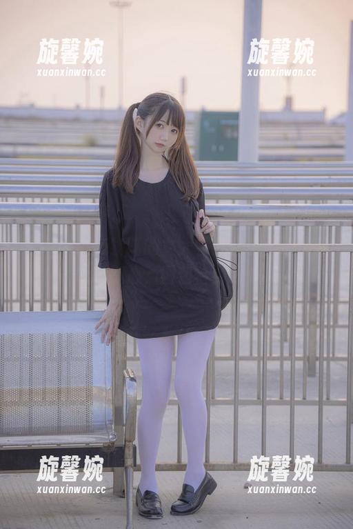 nagesa魔物喵 nagesa魔物喵的女大学生化身:原图稳稳抓心,图包恰到好处