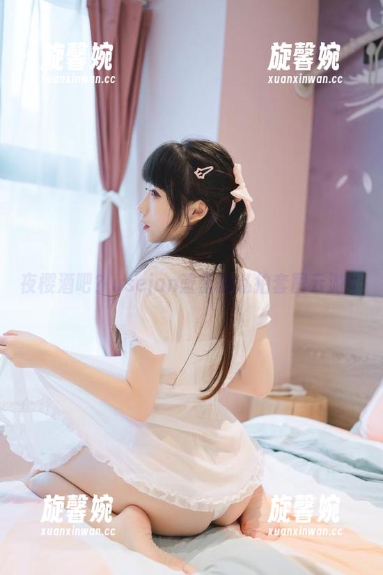 夜樱酒吧？usejan蓝蓝的私拍套图云游记