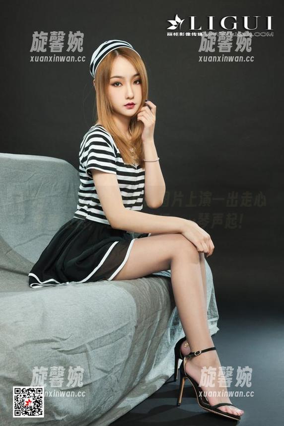 丽柜-左左 丽柜 - 左左全套兔女郎图片上演一出走心的魔法秀,结果很粉红……琴声起!