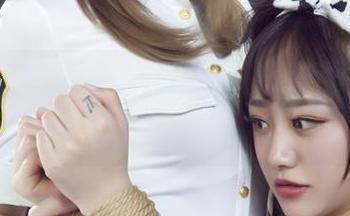 丽柜 – 钟晴的纯白写真：看我摆pose，像是在拍广告的白大褂一样的清新合集！