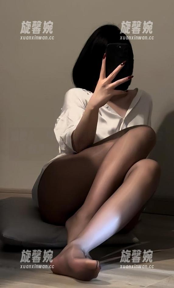 保守的二舅妈 微密圈 - 如果崇拜保守的二舅妈的紧包蜜腿是错,那我想我根本不想对!