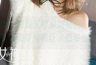 克拉女神 – 尴尬又可爱的僮僮，穿上制服后，原图和照片都让人想多看几眼？