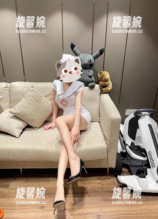 奔跑的晶骡儿 微密圈 - 部分图片谓之“赤裸裸”,全因奔跑的晶骡儿的红色内衣,让人目不暇接。