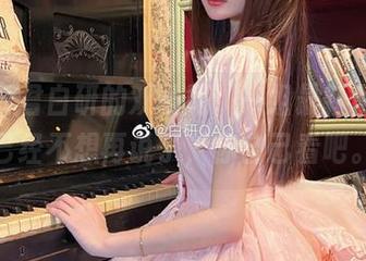 关于妖君白研的双马尾，一组最新写真，已经不想再说了，你自己看吧。