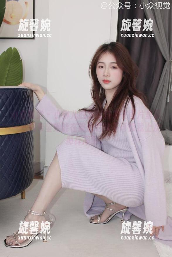 小众视觉 - 小琳儿的定制白裙在图片里飘——只希望她能在飘的时候不再像我上次那样摔倒。