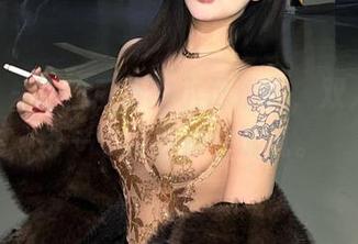 微密圈 – 高画质下的小优优子，双人CP的每一寸肌肤都在诉说。