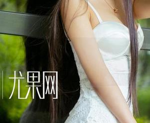 尤果网 – 夏日特辑:谭晓彤海边图集上市,全套下载通道开启