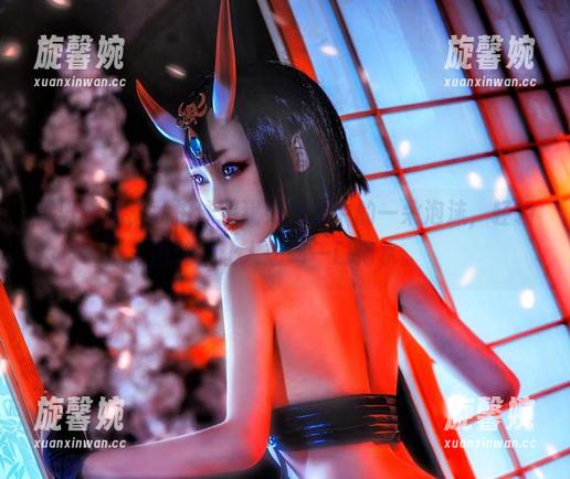 星野咪兔 星野咪兔,私拍泳装犹如海浪中的一朵泡沫,轻轻滑过,让人想喝一口海水。