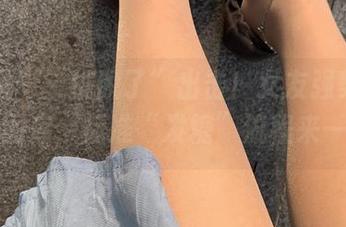 微密圈 – “桃脱了”出击！女友强势入驻高清图库，标准“发糖”流程来一发！