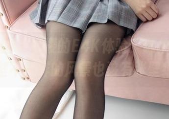 森萝财团 – 小樱的E4K体验：试拍合集，墙壁不一样的风景也该有张壁纸。