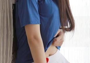 模范学院 – 郁郁葱葱的蓝天背景下，郑颖姗空姐制服写真图册