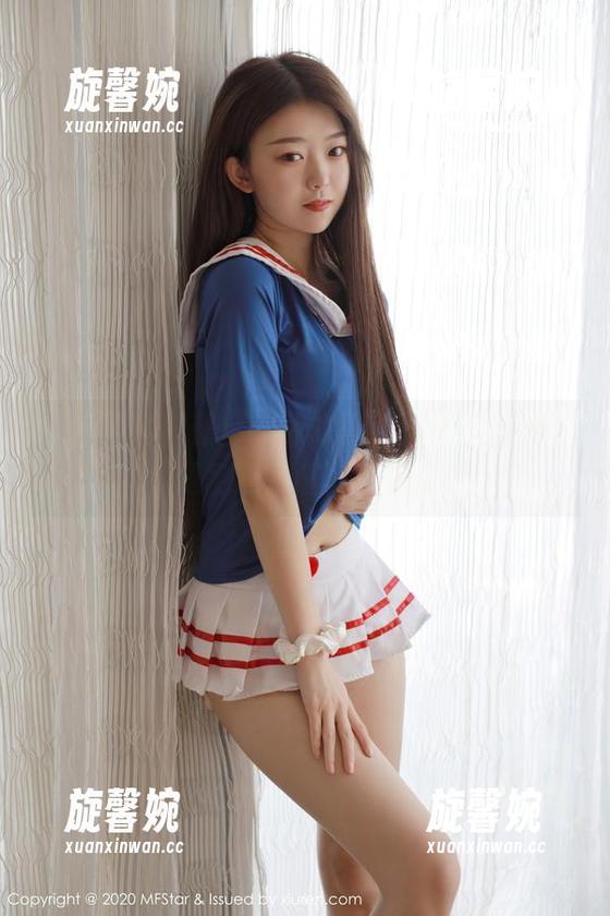 模范学院 - 郁郁葱葱的蓝天背景下，郑颖姗空姐制服写真图册