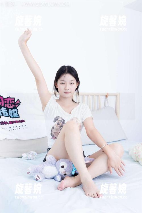 物恋传媒 - 连衣裙与婷婷：照片让你想起了分分钟的选择障碍