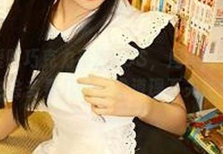 白莉爱吃巧克力宵宫COS,周围的人估计也会多看几眼,没道理不关注!