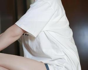 微密圈 – 套装中的自由:免费的白龙猫女原图,谁能拒绝?