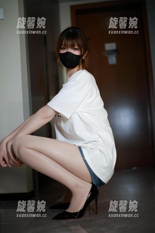 微密圈 - 套装中的自由：免费的白龙猫女原图，谁能拒绝？