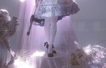 看矢量鱼穿上笑面教授的衣服，嗯…很有意思的搭配？