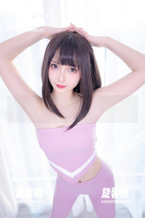 神乐坂真冬 神乐坂真冬的裤袜女友,免费图册为你开启不一样的视界