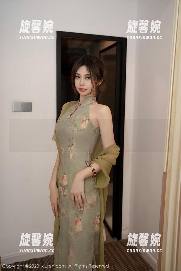 秀人网 - 优酱的网盘大冒险：秘书风的各种花样！