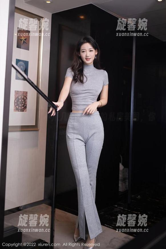 秀人网-小爪几 秀人网 - 小爪几举着浴缸的私房美图,你能看的懂吗?
