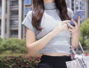 秀人网 – 徐莉芝Booty的图册，免费让你看棉袜，一点都不搭没关系吧