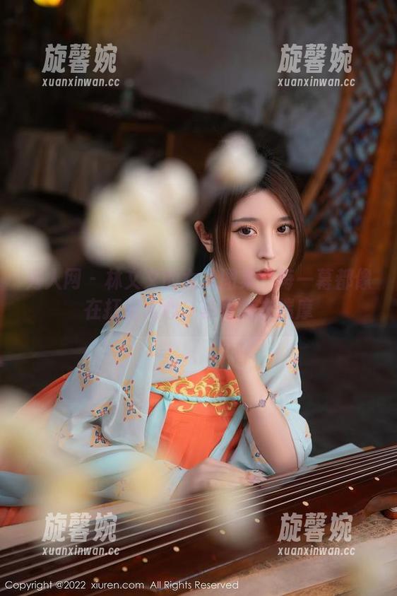 秀人网-林文文 秀人网 - 林文文的女友图集:每一幕都像在打磨人心,等着我去揣摩