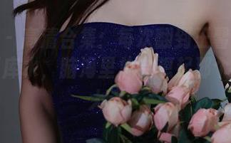 秀人网 – 高清合集：每次翻到王馨瑶Yanni的死库水，脑海里总会想起那个无边的大海。