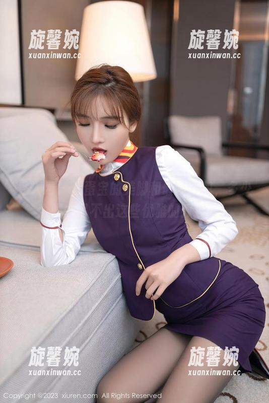 秀人网 - 蛋蛋宝的美脚和最新图包，多少个脚本写不出这些优雅的弧线啊！