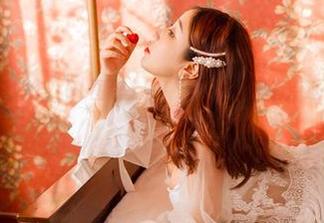 穆零Mu0最新力作，OL图包上线！这身职场风有点过于吸引注意力了吧？