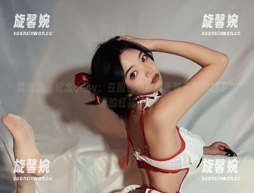 纪念小小v 微密圈 - 纪念小小v:在图包中寻找直到下午你都不会穿的红裙子!