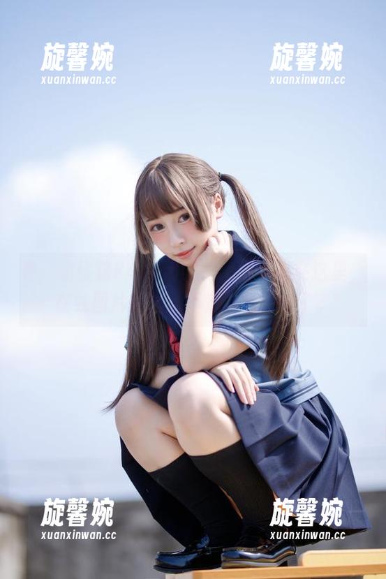 胡桃猫Kurumineko 看,胡桃猫Kurumineko的美腿在这里,在线图片真让人不知不觉停留了。