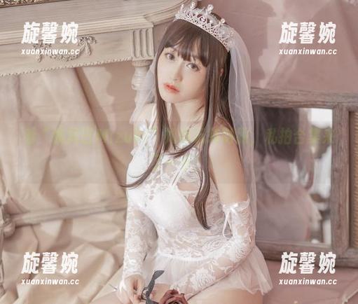 看“脱尾巴Mizuki”如何玩转制服，私拍合集来了一手！