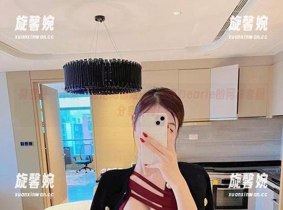 脸红Dearie 微密圈 - 不来一眼拒绝都难——脸红Dearie的网袜套图分享时间!