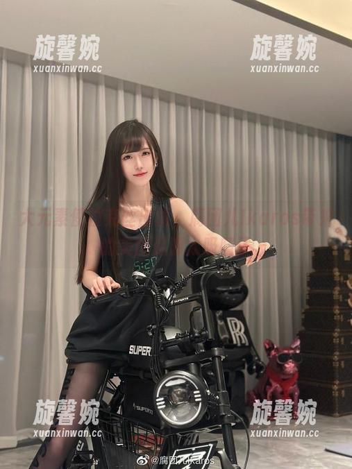 大元素使拉克丝出境，腐团儿Ikaros带来的美图资源太吸睛了