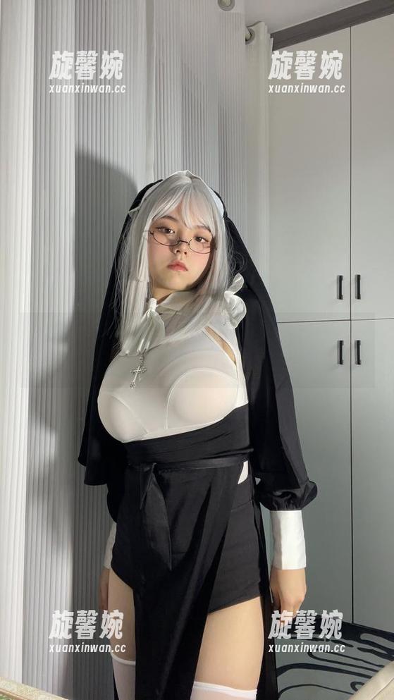 葱油饼er 微密圈 - 不用说太多!葱油饼er的红蓝氛围光套图分享,一点就通!