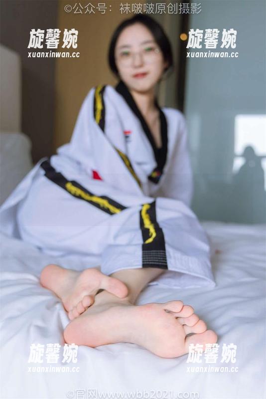 袜啵啵-甜甜圈 袜啵啵 - 看,看这“袜套花絮版”,甜甜圈继续给大家上课——这里是你的资源。